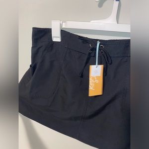 Kona Sol Women’s Black Swim High Coverage Skirt Size L (12-14)